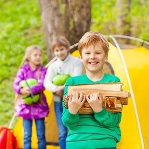 Jeux de camping et activités pour s'amuser en famille !