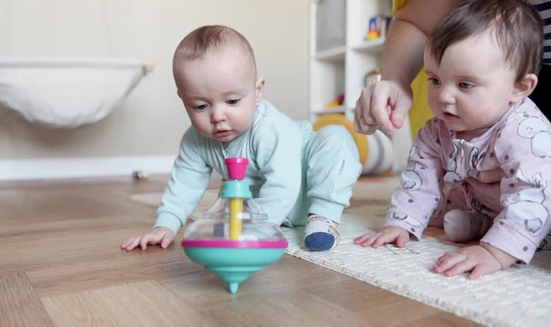 bébés en crèche