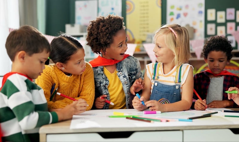 activités ludiques et éducatives pour éveiller la curiosité des enfants